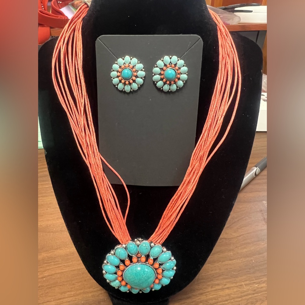 NWOT CORAL AND TURQUOISE NECKLACE AND EARRING SET